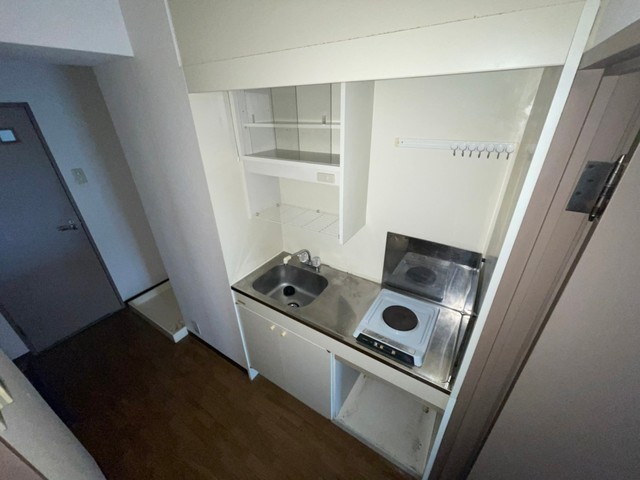 キッチン　１口電気コンロ