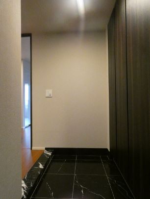 玄関　別部屋参照