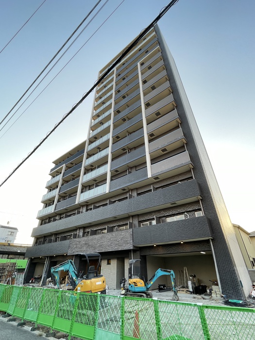 建物外観　建築中