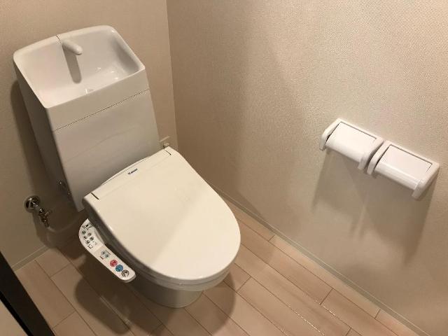 トイレ　トイレ