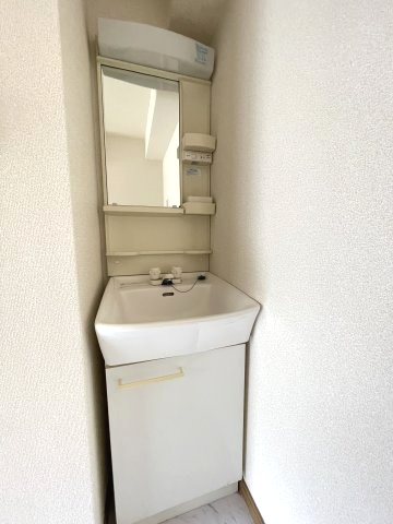 洗面設備　※他部屋参照※