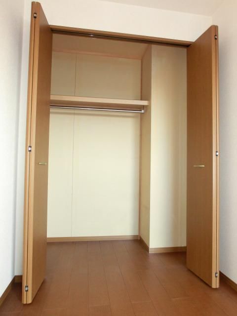 収納　クローゼットがございますので洋服の収納はご心配なく