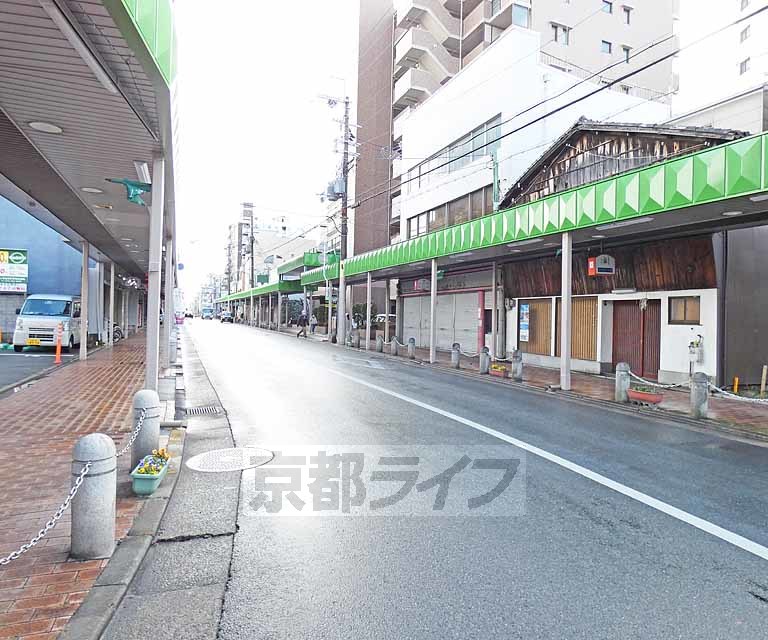 その他設備　給湯器リモコンです。
