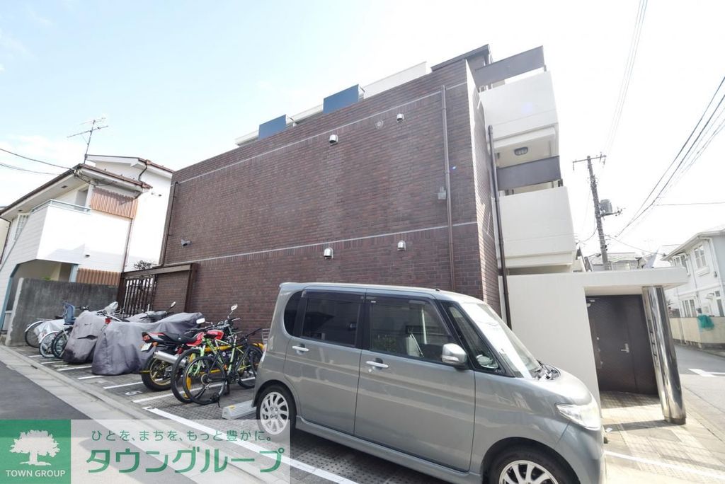駐車場　駐車場
