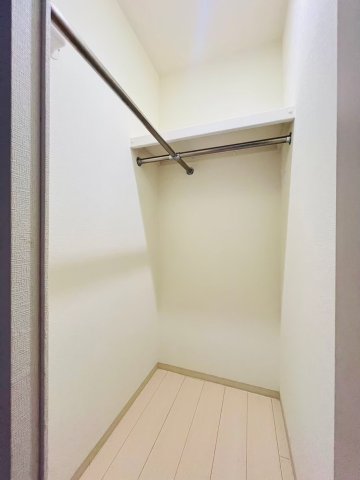 収納　同マンション別部屋：参考写真