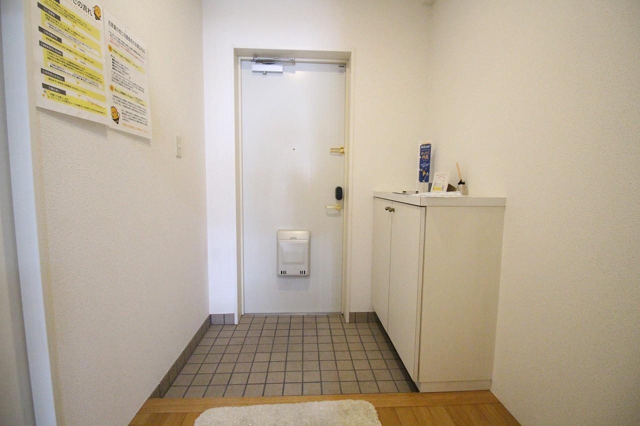 玄関　※別室参照