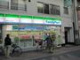 コンビニ　ファミリーマート板橋大山町店（コンビニ）まで162m