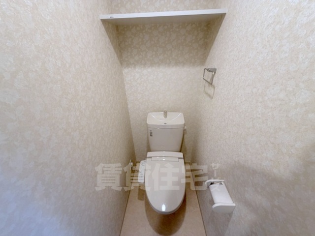 Luxe新大阪6のトイレ写真