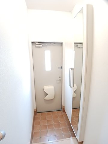 玄関　ゆったりとした玄関です