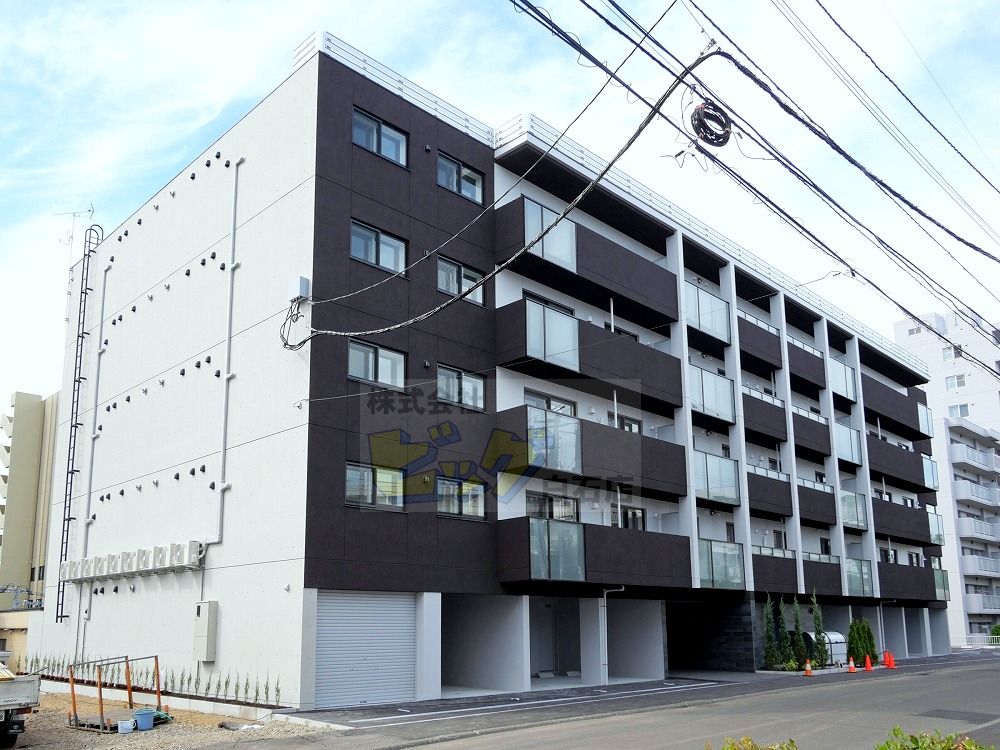 建物外観　Ｗｉ－Ｆｉ付きインターネット無料導入のマンションです♪