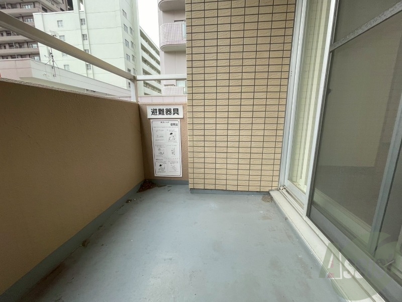 バルコニー　バルコニーです。洗濯物を干したり一息ついたりできますね！