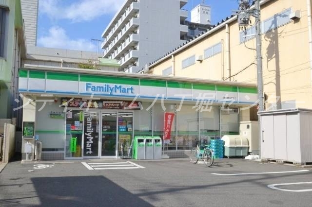 コンビニ　ファミリーマート皆実町六丁目店（コンビニ）まで1469m