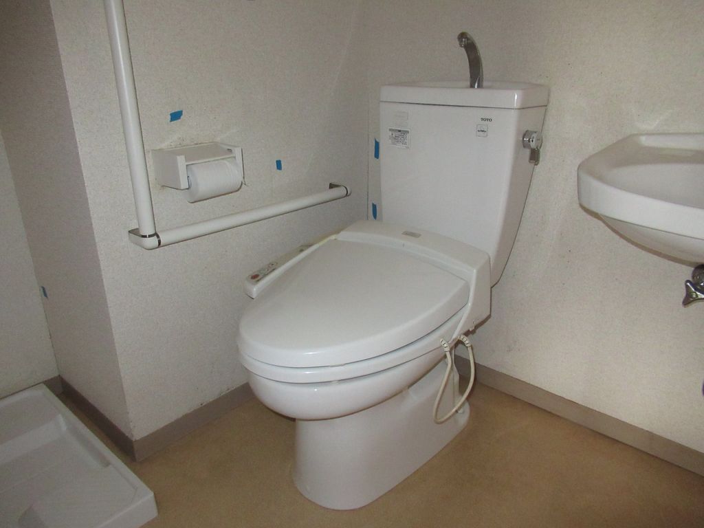 トイレ　トイレ(別部屋参考写真)