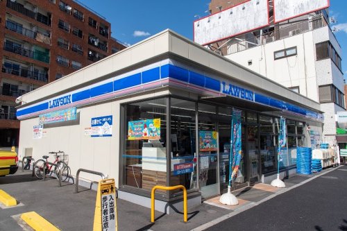 コンビニ　ローソン 新宿曙橋店（コンビニ）まで264m
