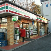 コンビニ　セブンイレブン 秩父宮側町店（コンビニ）まで667m