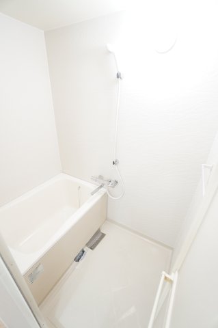 バス・シャワールーム　※同物件・同タイプの写真です。