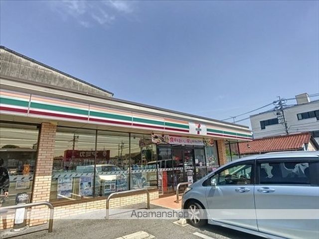 コンビニ　セブンイレブン名古屋浦里５丁目店（コンビニ）まで1556m