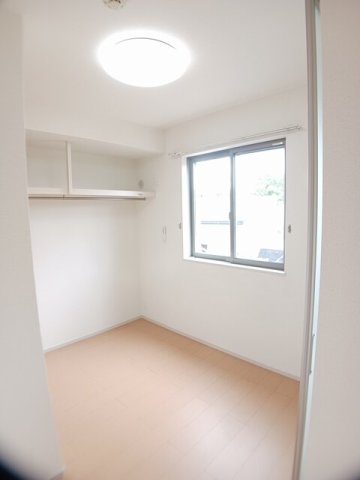 その他部屋・スペース　明るい色調の室内です