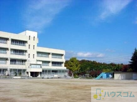 小学校　茨木市立豊川小学校（小学校）まで1743m