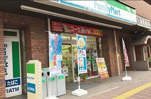 コンビニ　ファミリーマート伝通院前店（コンビニ）まで40m