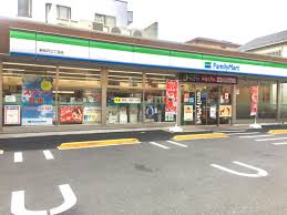 コンビニ　ファミリーマート六義園店（コンビニ）まで278m