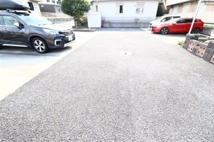 駐車場　空き要確認