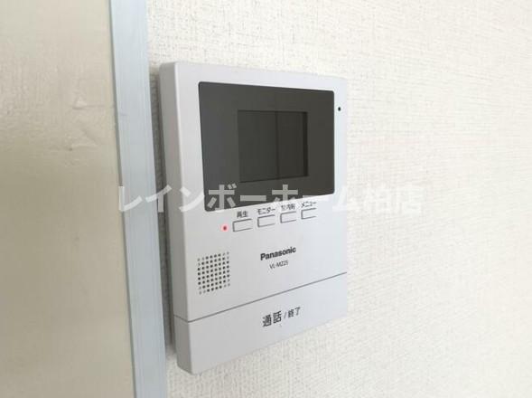 セキュリティ　モニター付きインターホンです