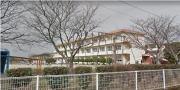 小学校　川東小学校（小学校）まで500m
