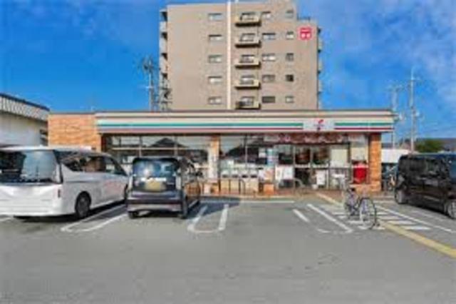 コンビニ　セブンイレブン　姫路飯田1丁目店（コンビニ）まで242m
