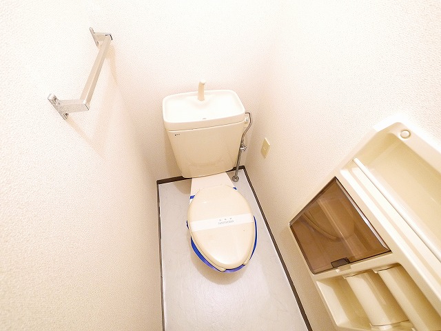 トイレ　トイレもきれいです