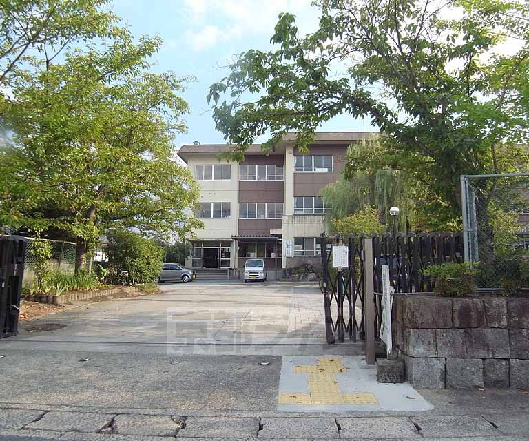 小学校　千代川小学校（小学校）まで550m