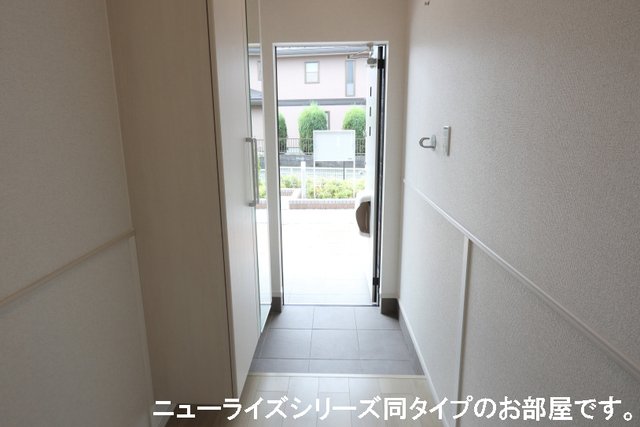 ヴェルデ スリールIIの玄関写真
