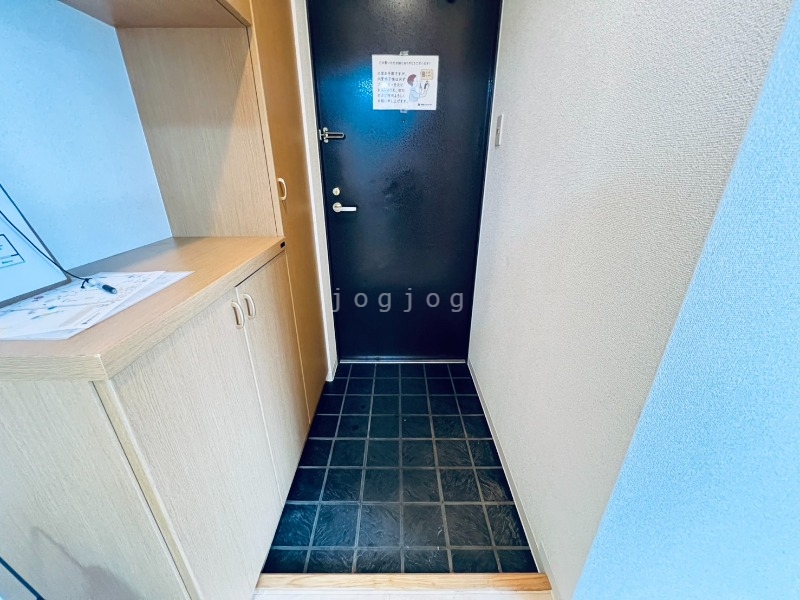 玄関　ゆったりとした玄関です。