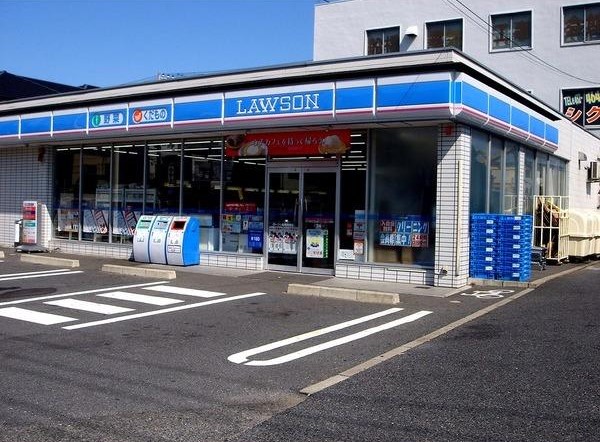 コンビニ　ローソン札幌豊平7条十丁目店（コンビニ）まで218m