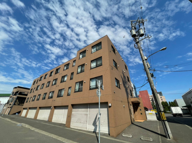 建物外観　札幌市中央区北３条東「バルキリーレルム」
