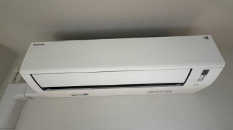 省エネ性能ラベル　エアコン