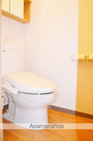 ロイヤルコートのトイレ写真