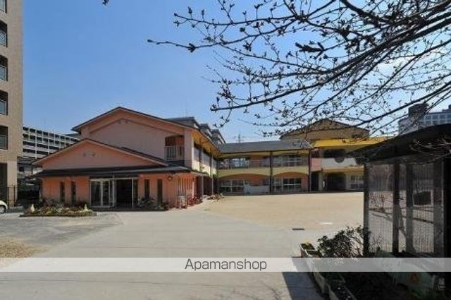 幼稚園・保育園　公私連携幼保連携型認定こども園白藤学園おおみやこども園（幼稚園・保育園）まで374m