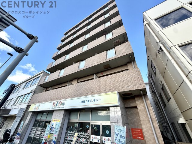 建物外観　オートロック完備で安心のセキュリティ♪