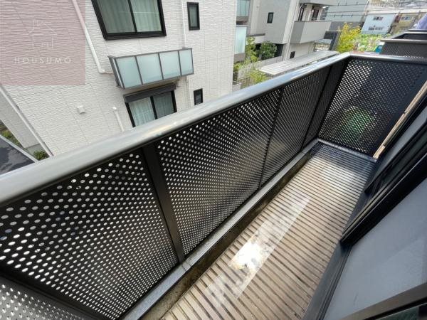 バルコニー　広々としたバルコニーです