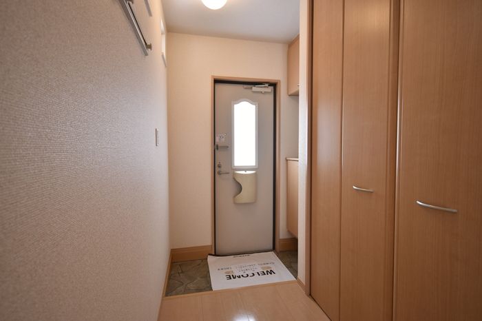 玄関　落ち着いた玄関です