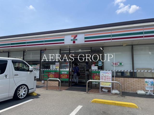 コンビニ　セブン-イレブン 世田谷北烏山８丁目店（コンビニ）まで636m