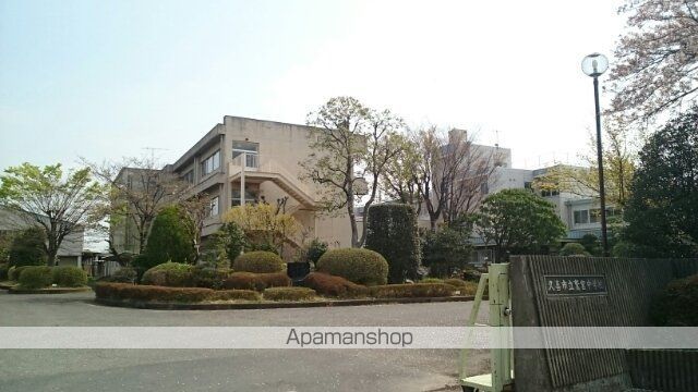 中学校　久喜市鷲宮中学校（中学校）まで510m