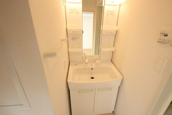 洗面設備　※別部屋の写真です