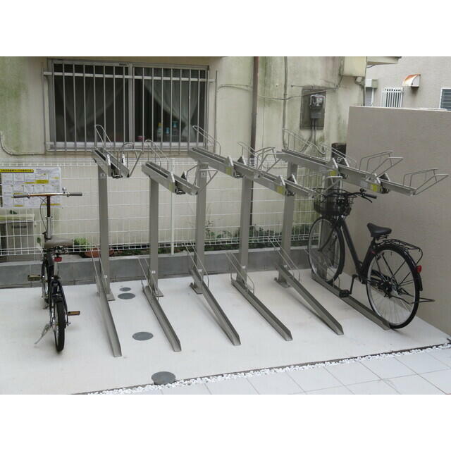 駐車場　駐輪場