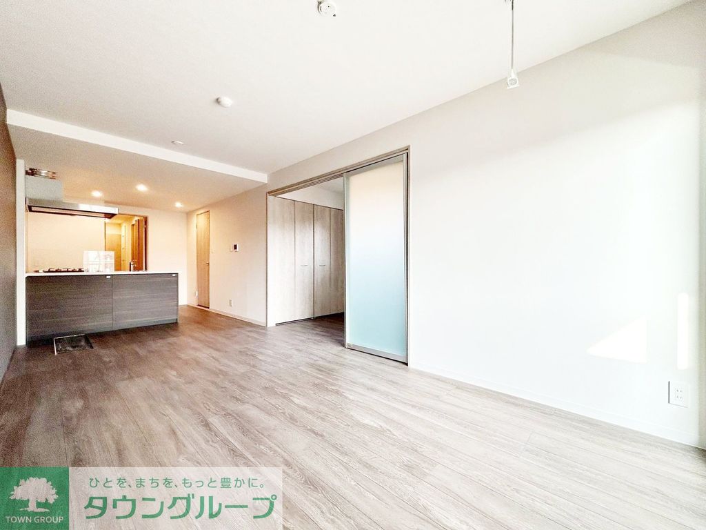 居室・リビング　※別部屋参考写真