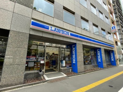 コンビニ　ローソン東日本橋京葉道路店（コンビニ）まで69m