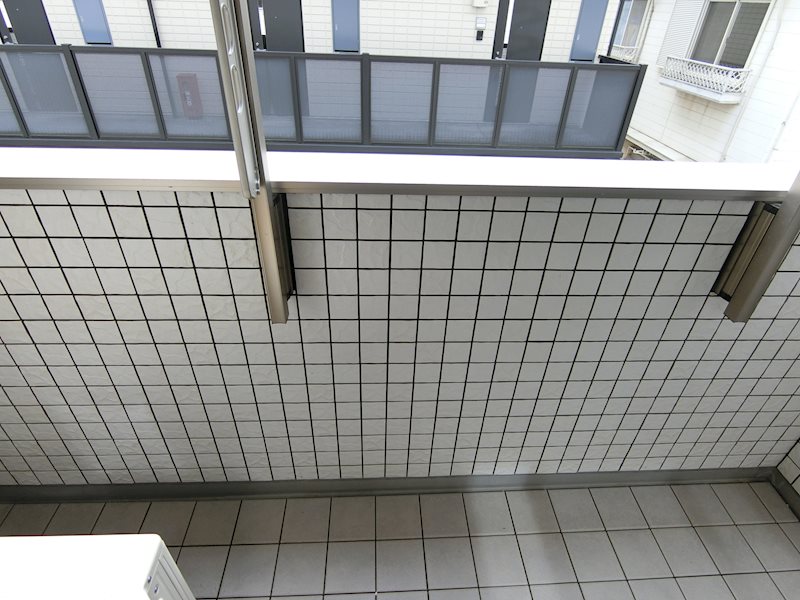 バルコニー　南向きのベランダです