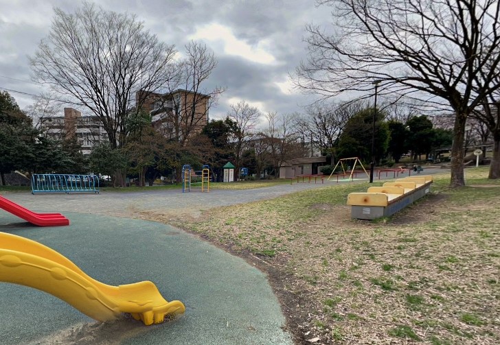 公園　虹ケ丘公園（公園）まで1590m