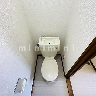 トイレ　※写真は別号室のものですので現状優先とさせていただきます
